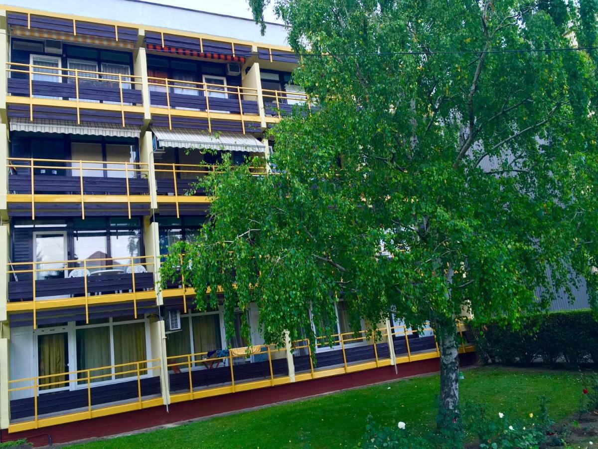 Апартаменты Coastolanyi B201 @Balaton Балатонфюред Экстерьер фото